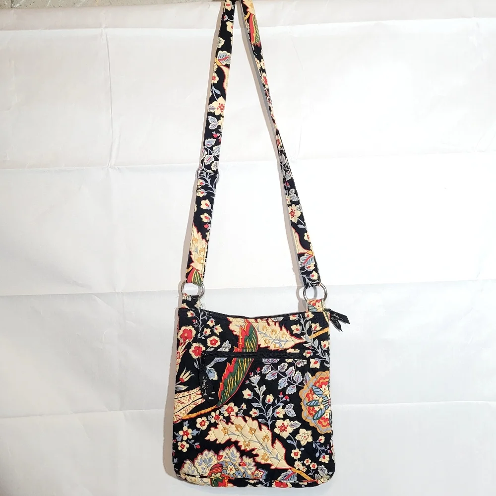 VERA BRADLEY Versailles Pattered Quilted, Lightweight, Floral Crossbody Purse.